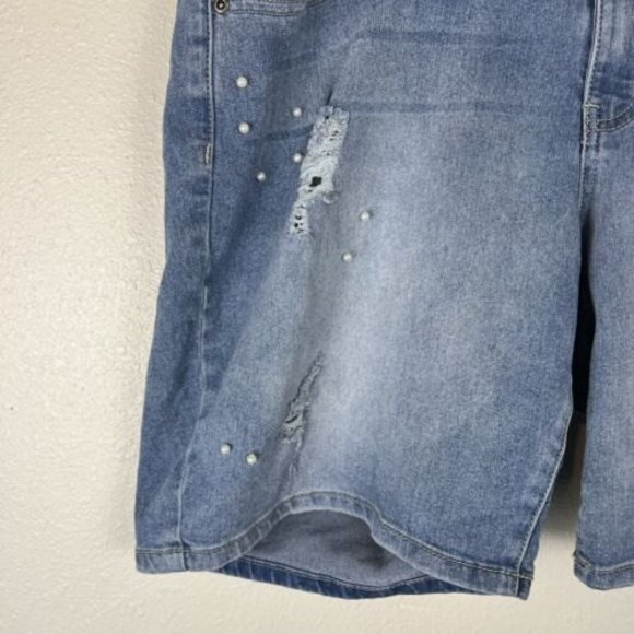 Love Indigo Size 16 Longer Length Embellished Distressed Denim Shorts Pearls - Picture 4 of 7
